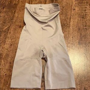 SPANK PLUS SIZE SHAPEWEAR